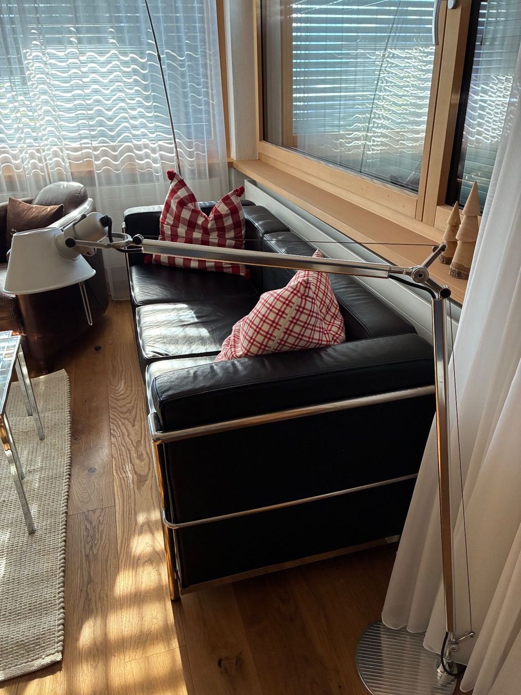 Le Corbusier Divani: Le Corbusier Sofa LC 3 Designklassiker – Usato da Zug venduto da Skiff88 2