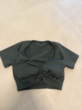 Kurzarm Sportshirt dunkelgrün Grösse S neuwertig