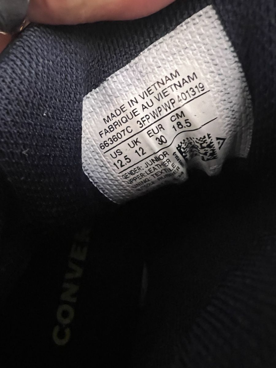 Converse Scarpe per ragazzi: CONVERSE LEDER SNEAKERS NAVY GR 30 – Usato da Basel venduto da theo-g77 5