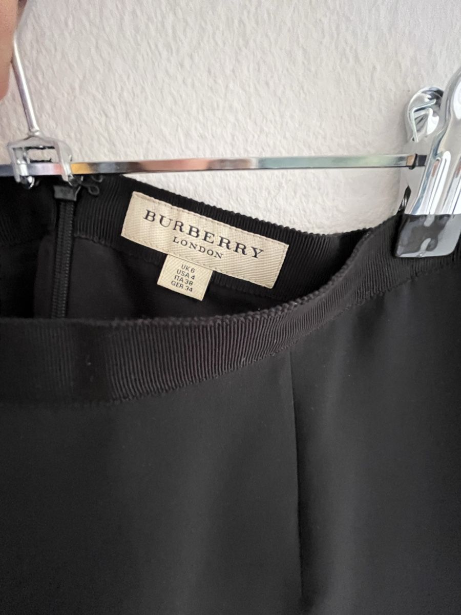 Burberry Jupes: Burberry Rock – Neuf (Voir description) à Zürich par FaFr_ 2