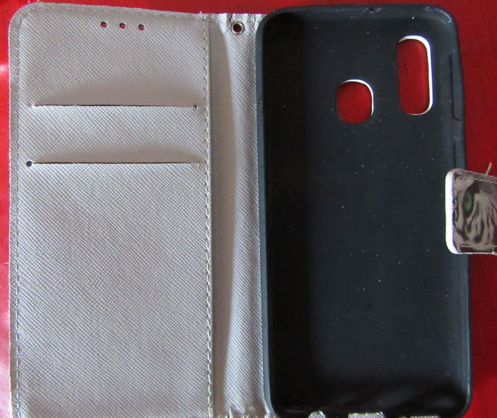 Samsung Cover & Protezioni schermo: Handy Couver A40 – Usato da Rüdtligen venduto da Carfield04 3