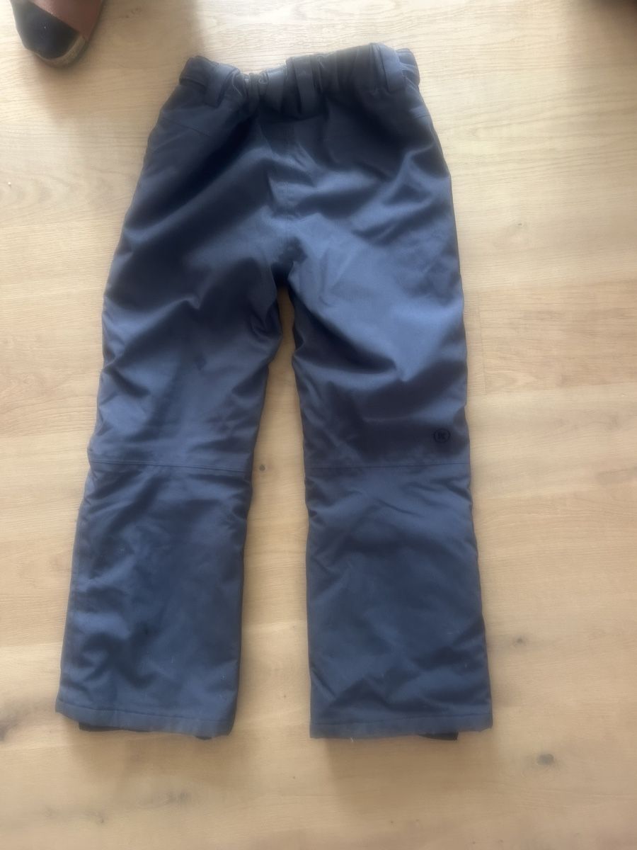 Pantalons: Skihose grau  Gr 140 – D'occasion à Rupperswil par Tschanz02 1