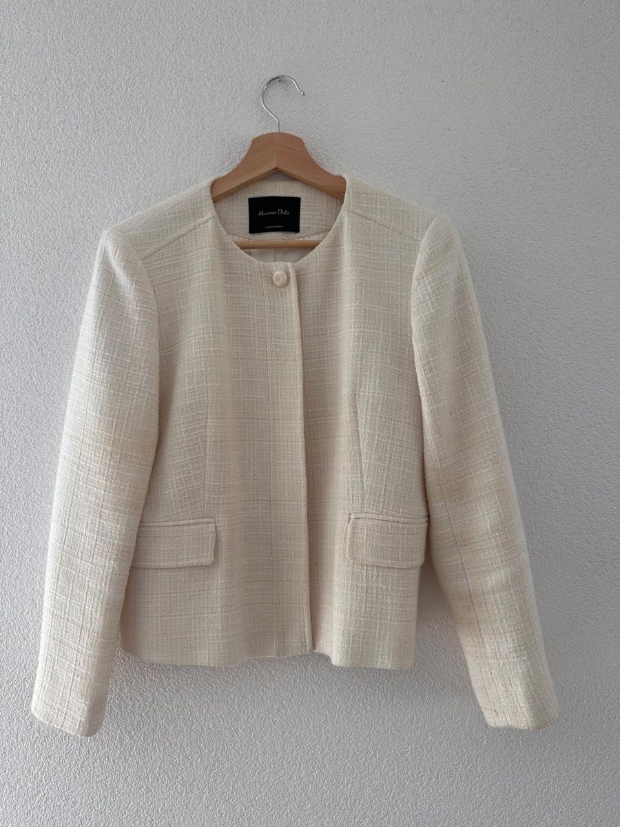 Massimo Dutti Jacken: Massimo Dutti Bouclé Jacke Creme – EUR 40 – elegant – Gebraucht aus Unterägeri von aig_7jjx