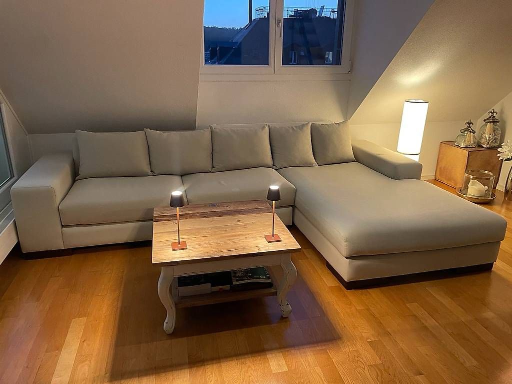 Divani: Beiges Sofa aus Stoff von Sophisticated (Floater) – Usato da Zürich venduto da Baral1234
