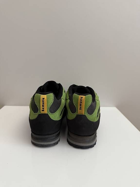 Hanwag Scarpe da uomo: Hanwag Wanderschuhe fabrikneu in gr 37.5 – Nuovo (secondo la descrizione) da Zürich venduto da Altruisti 4