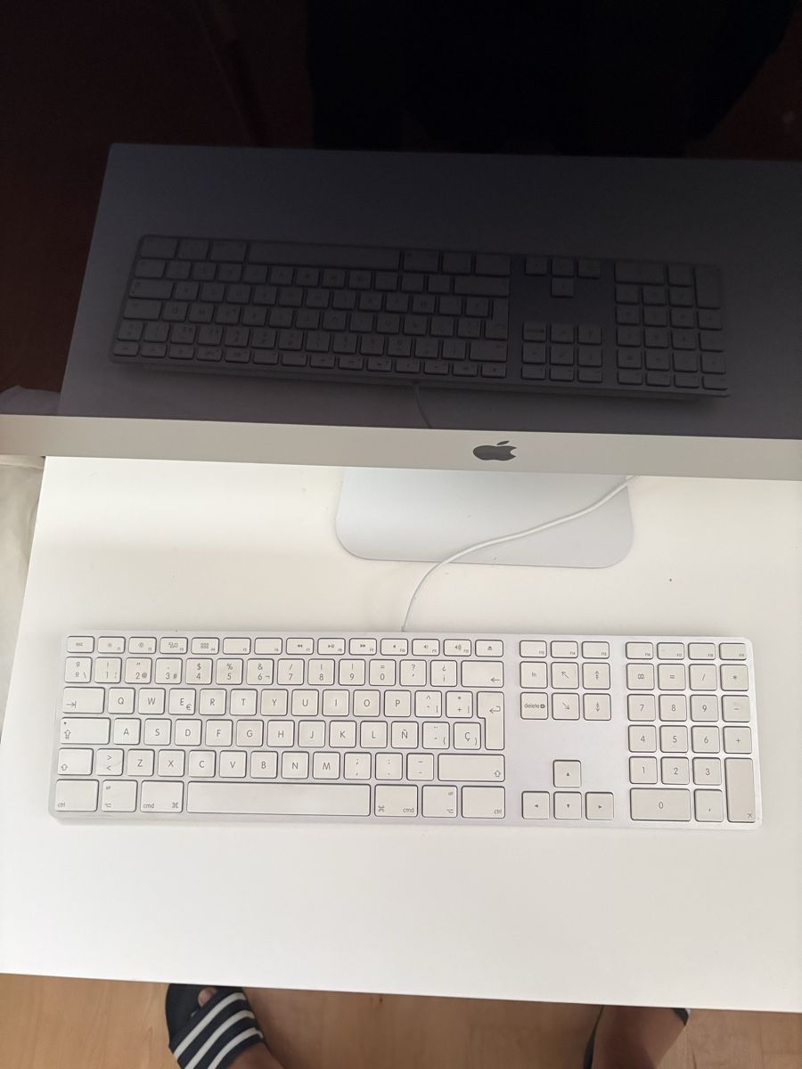 Apple PCs: Apple iMac 27 inch with keyboard  – Neuf (Voir description) à Küsnacht ZH par las_w8st 1