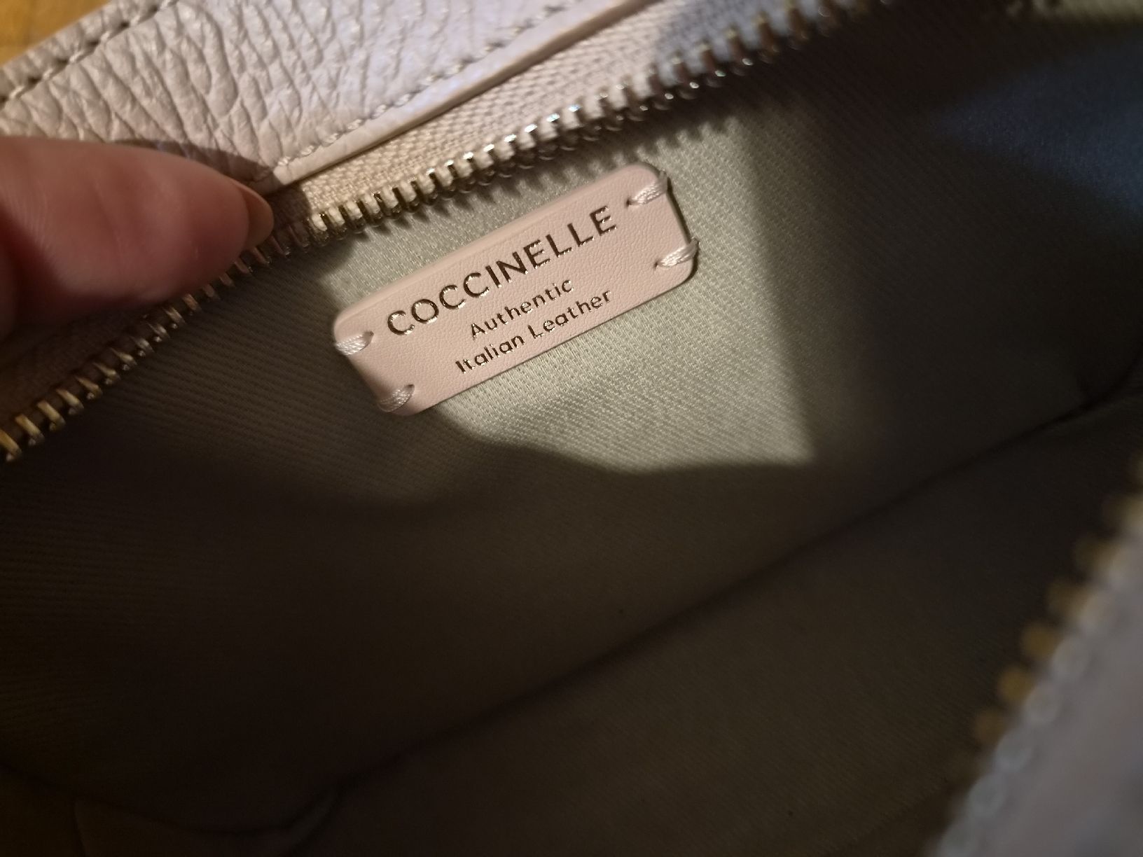 Coccinelle Borse da donna: Cooccinelle Tasche Crossbody Leder – Nuovo (secondo la descrizione) da Reinach BL venduto da sunny2014 5