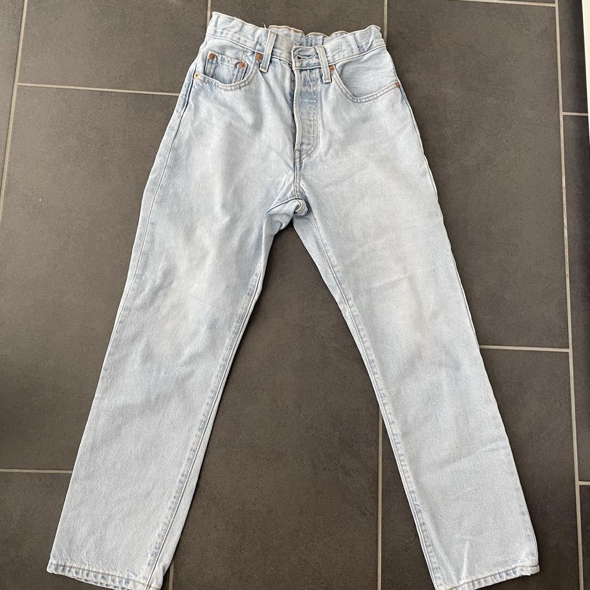 Jeans: Levis Hose – Usato da Herznach venduto da Enya_m26 2