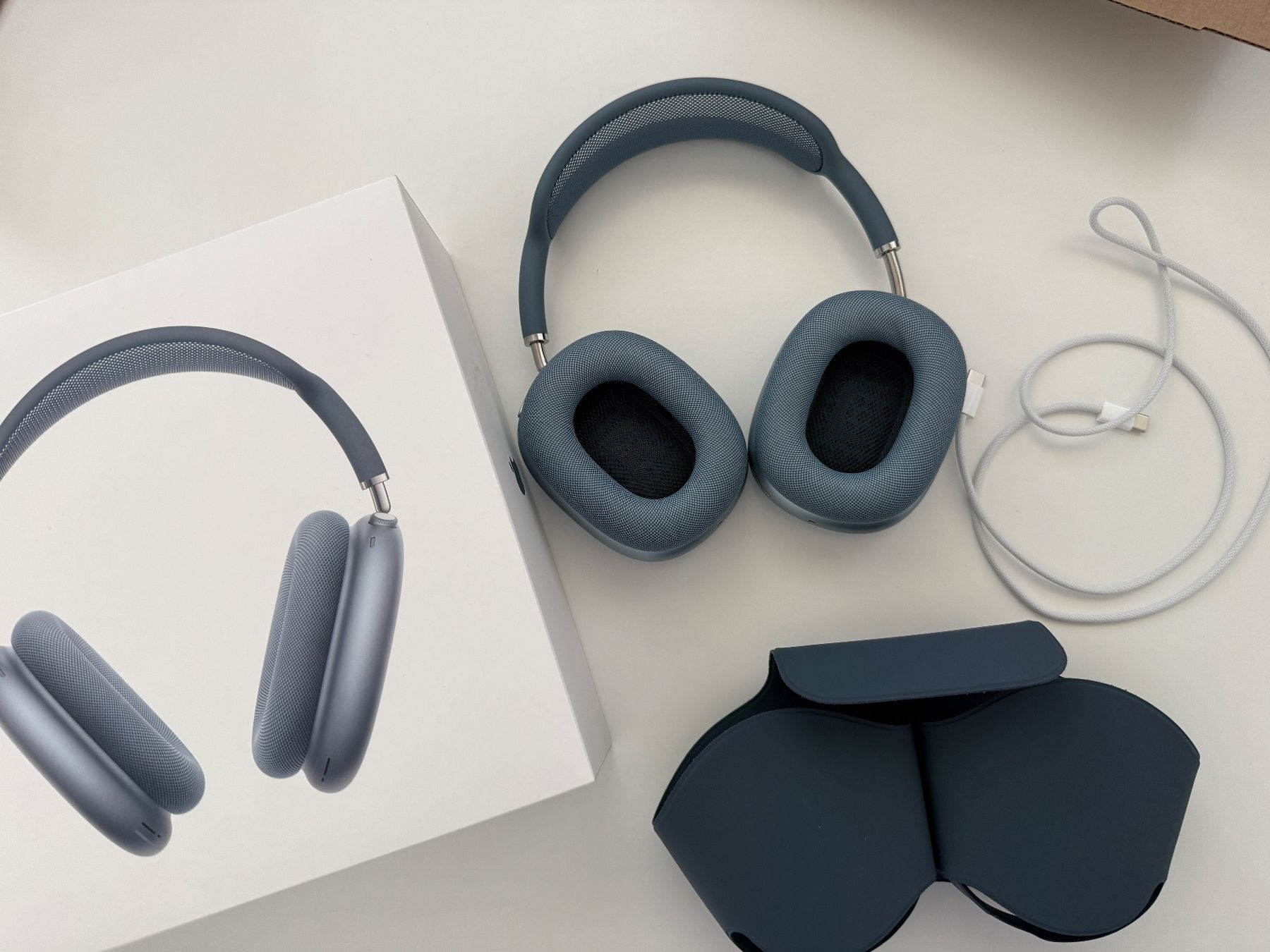 Apple Kopfhörer: AirPods Max 2 blau – Gebraucht aus Ebikon von Pyrgus
