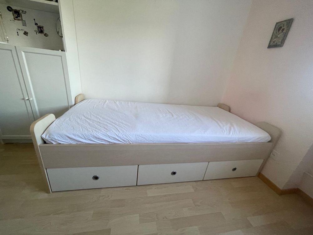 Schlafzimmer-Set zu verkaufen (Gebraucht) in St. Gallen für CHF 150 – nur Abholung auf Ricardo kaufen
