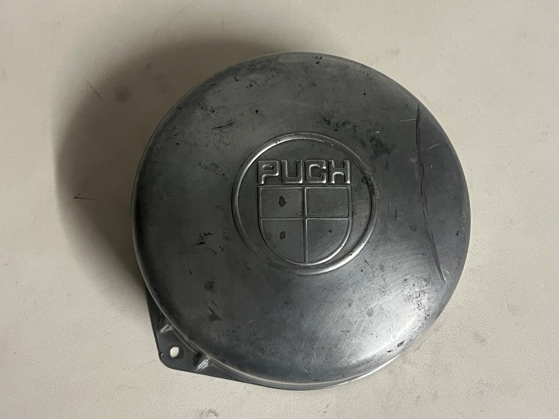 Puch Mofa-Ersatzteile: Puch Maxi Zündungsdeckel Polraddeckel original – Gebraucht aus Steffisburg von FlorianJohner