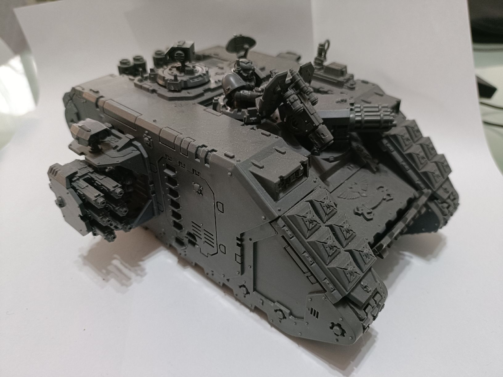 Modellbausätze & Standmodelle: Warhammer40k Land raider crusader – Gebraucht aus Baden von mar_zhd9 1
