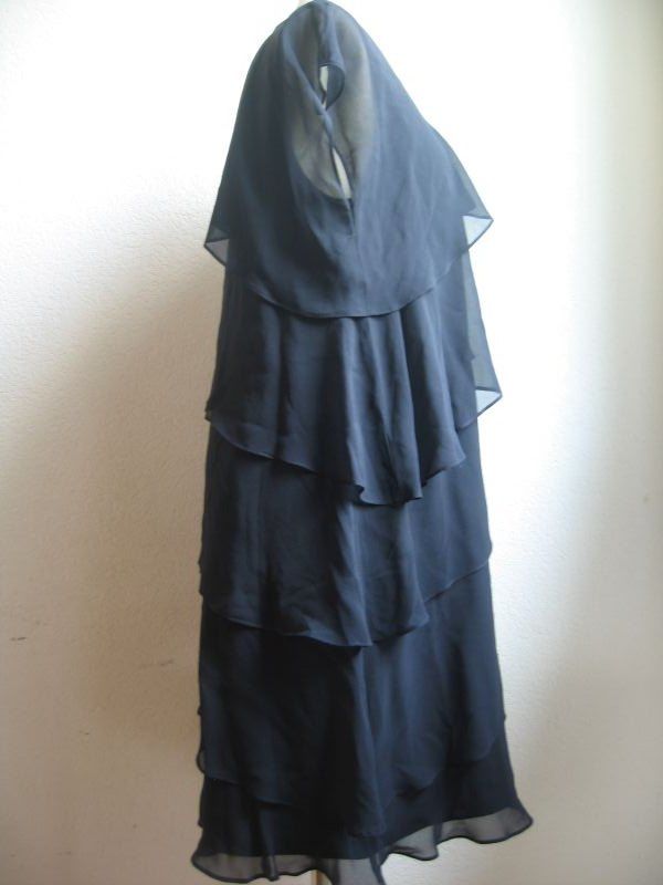 Maison 123 Vestiti: Maison 123 sublime robe en taille 38CH! – Usato da Champlan venduto da baghera12 3