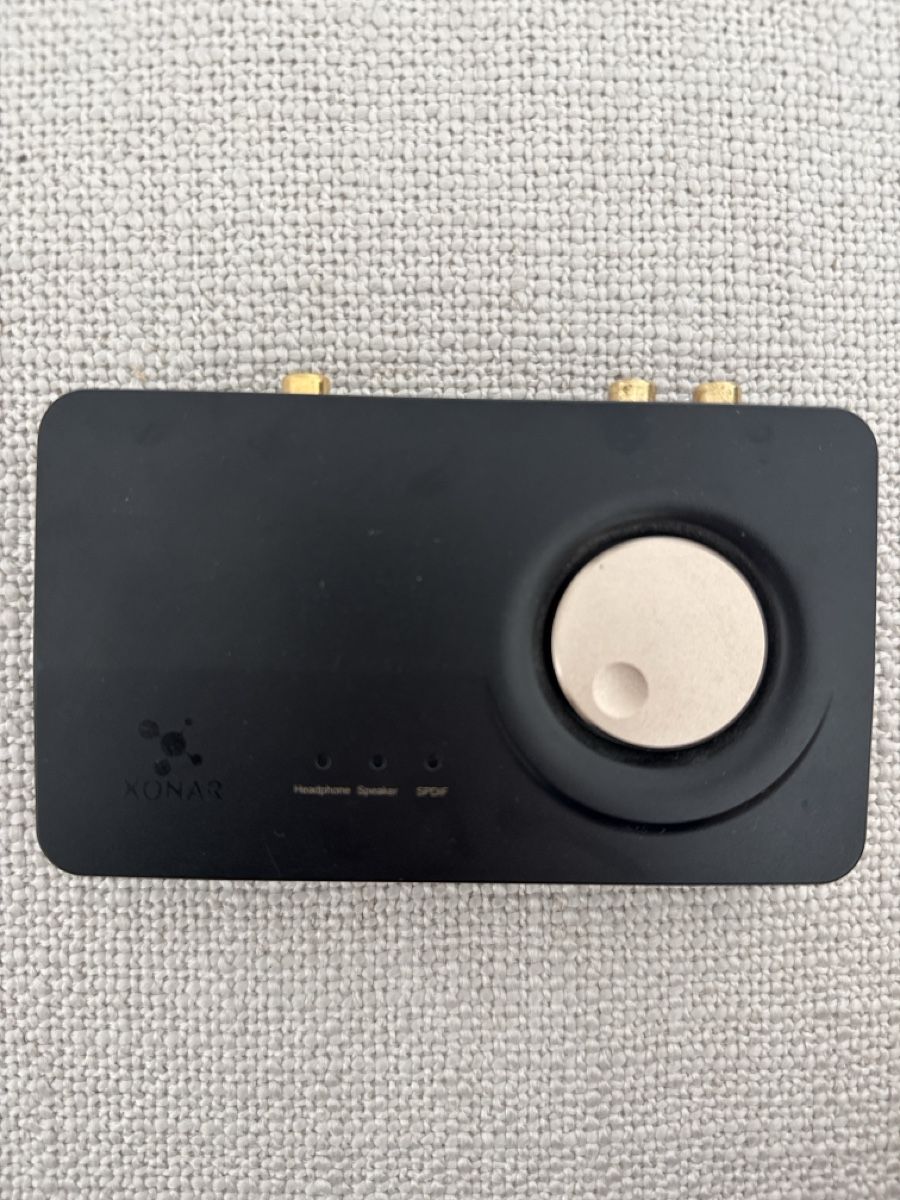 Convertitori: XONAR Audio Device Headphone Speaker SPDIF Black Used – Usato da Oberägeri venduto da sel_br7m