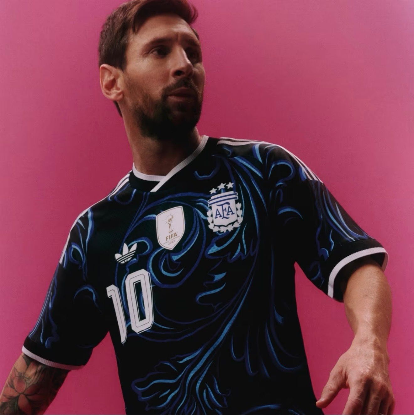 Adidas Canottiere & Pantaloni: ARGENTINA 2026 AUTHENTIC AWAY JERSEY MESSI | NEW – Nuovo e nell'imballaggio originale da Zürich venduto da HonzaPham 1