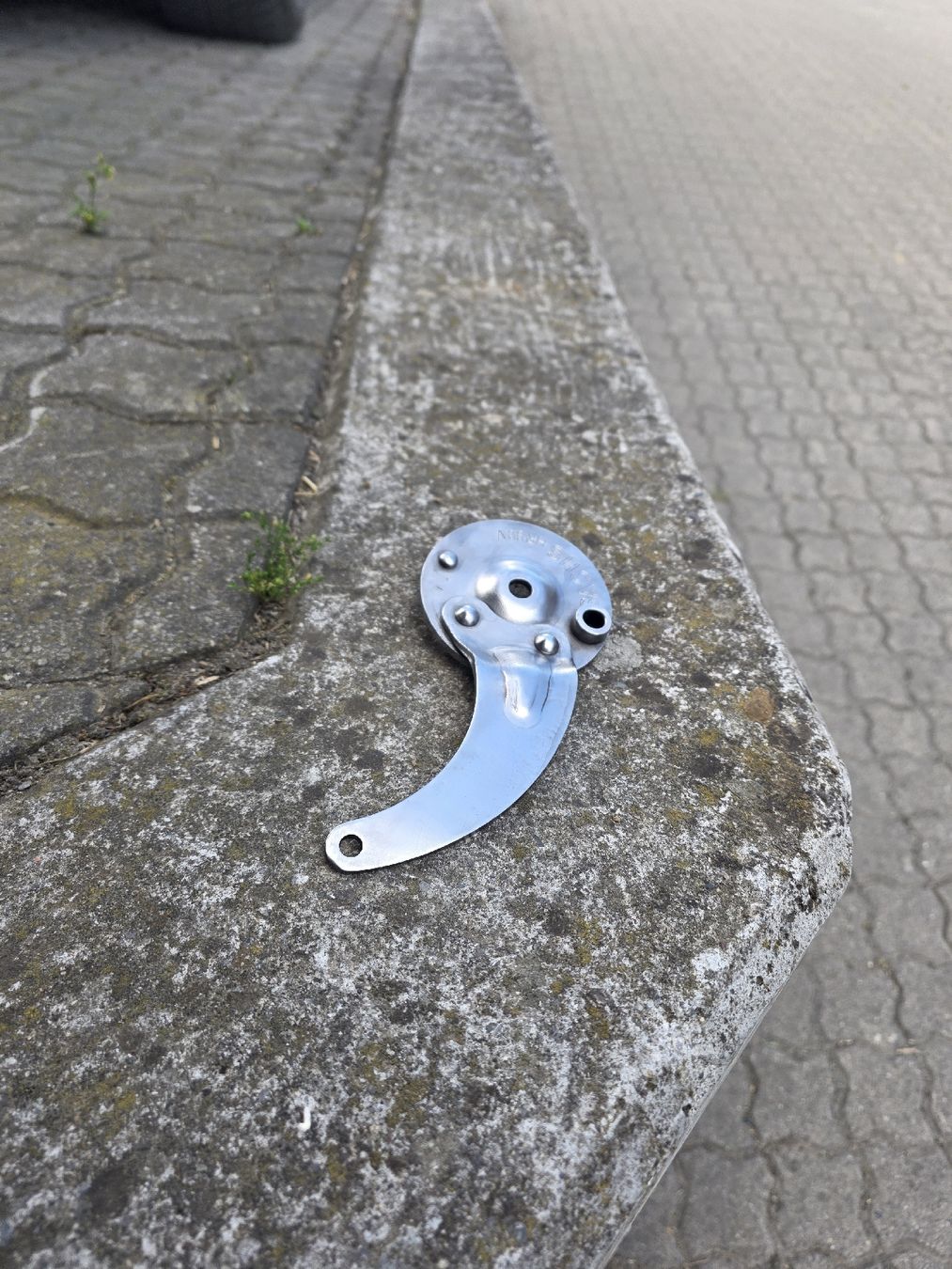 Ciclomotori: Sachs Bremsankerplatte – Usato da Adlikon b.Regensdf venduto da Gwerd96