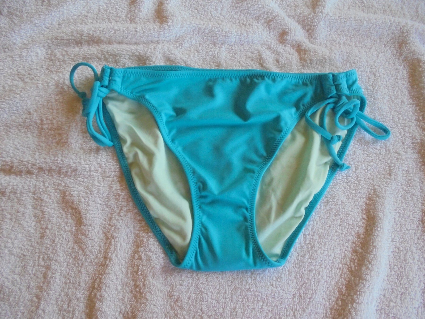 Victoria's Secret Badekleider & Bikinis: VICTORIA'S SECRET BIKINI-HOSE GRÖSSE M – Neu und originalverpackt aus Aarau Rohr von PinkSchwein