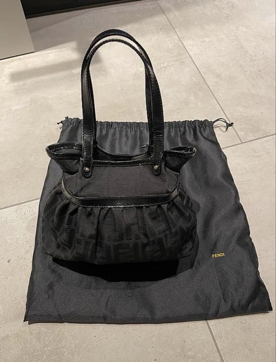 Fendi Borse da donna: Borsetta da sera Fendi – Usato da Magliaso venduto da abr_h9tq 1