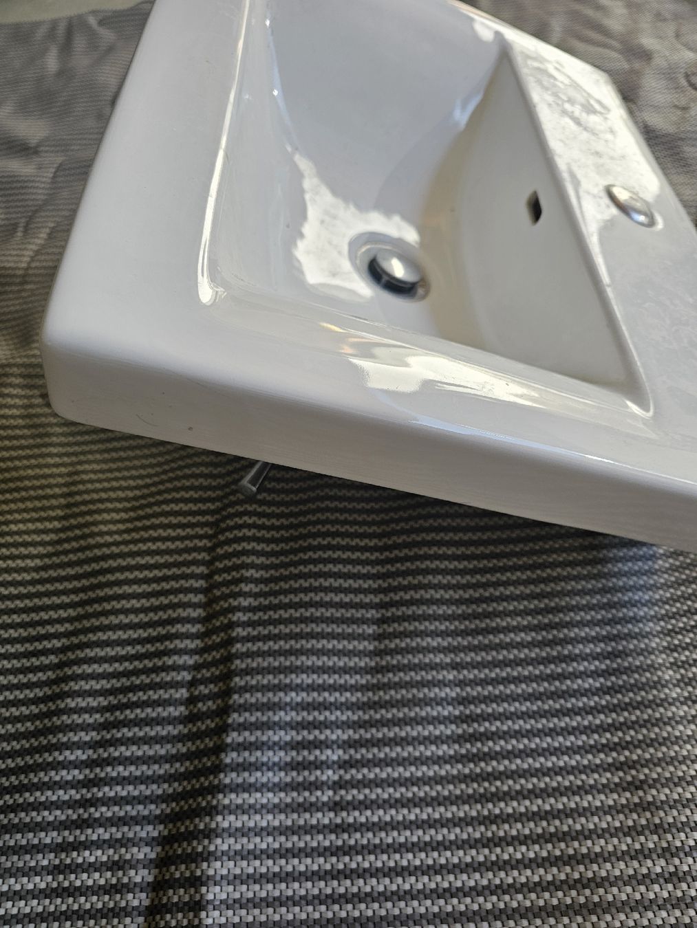 Spülbecken & Waschbecken: Lavabo 38x51 cm – Gebraucht aus Interlaken von Dieselpower111 2