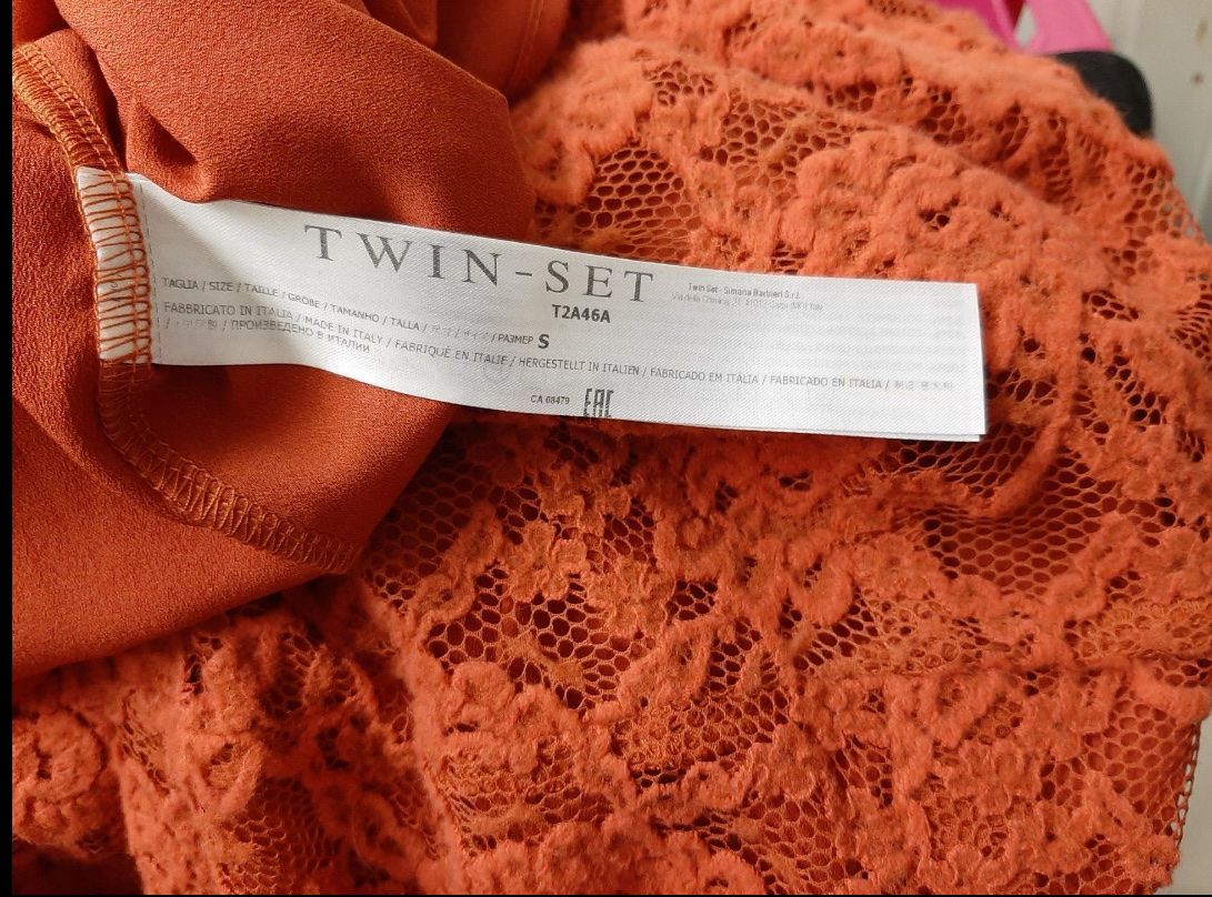 Twinset Kleider: Twinset Spitzenkleid – Gebraucht aus Liestal von ell_6xc7 4