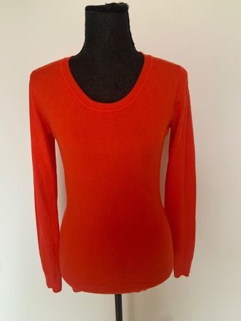 weicher Feinstrickpulli