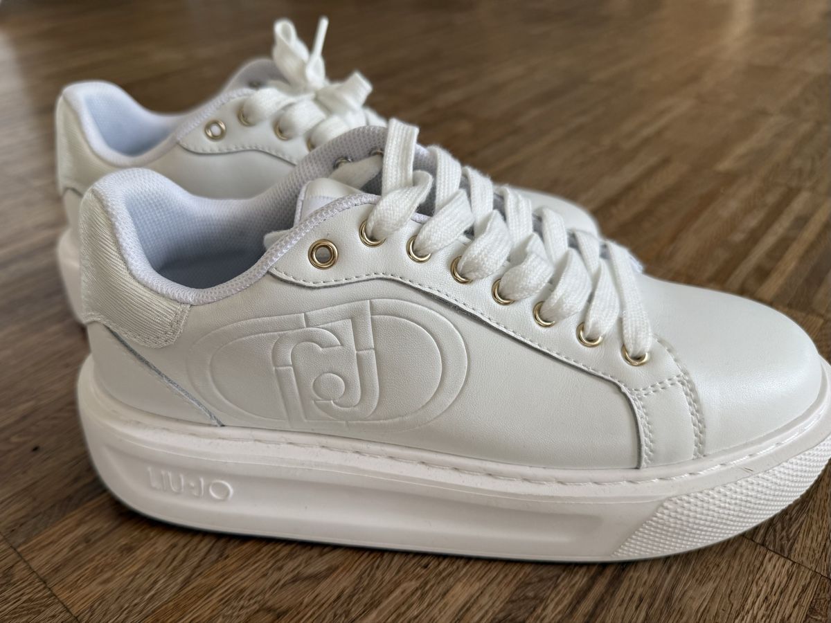 Liu Jo Damenschuhe: LIU JO Sneakers weiss – Neu (gemäss Beschreibung) aus Wolfwil von Mufi