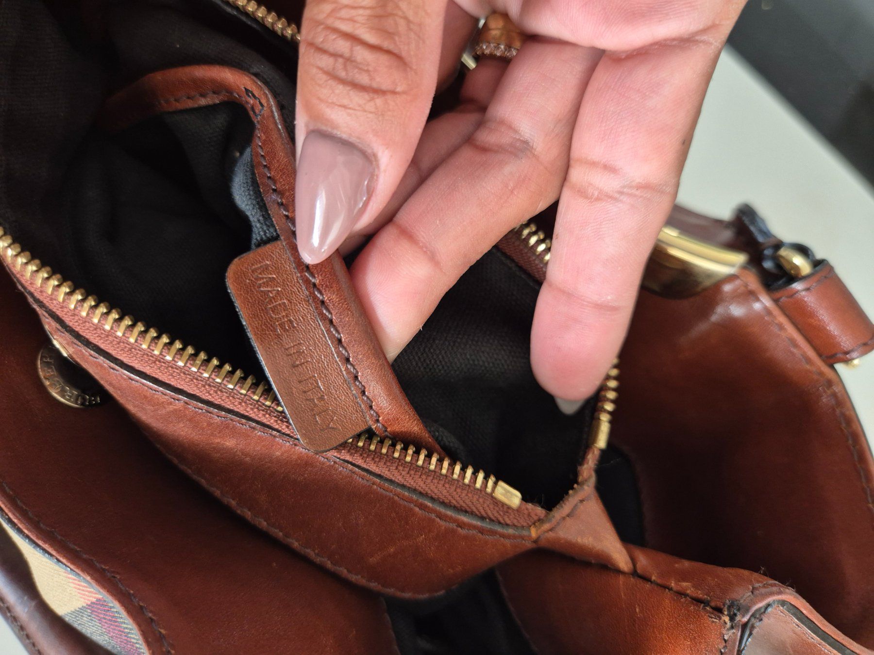 Burberry Borse da donna: Burberry Hepburn Vintage Handtasche – Usato da Weisslingen venduto da Airgate 5