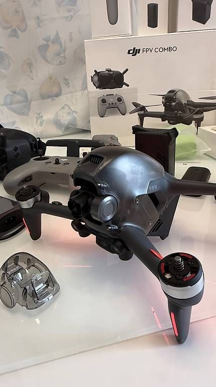 RC Modellbau: Drone DJI FPV Combo – Gebraucht aus Giubiasco von effe56