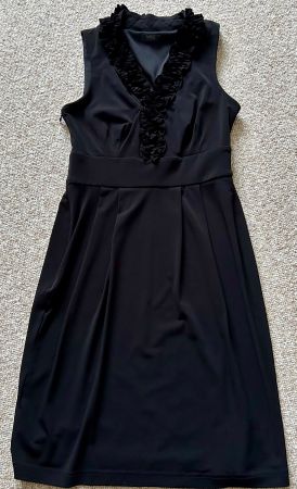 Elegantes schwarzes Kleid Gr. XS von Esprit Collection
