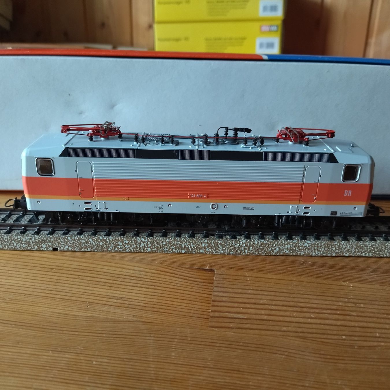 Roco Modelleisenbahnen: Roco Lok 43992 (944) – Gebraucht aus Basel von BeanieUp