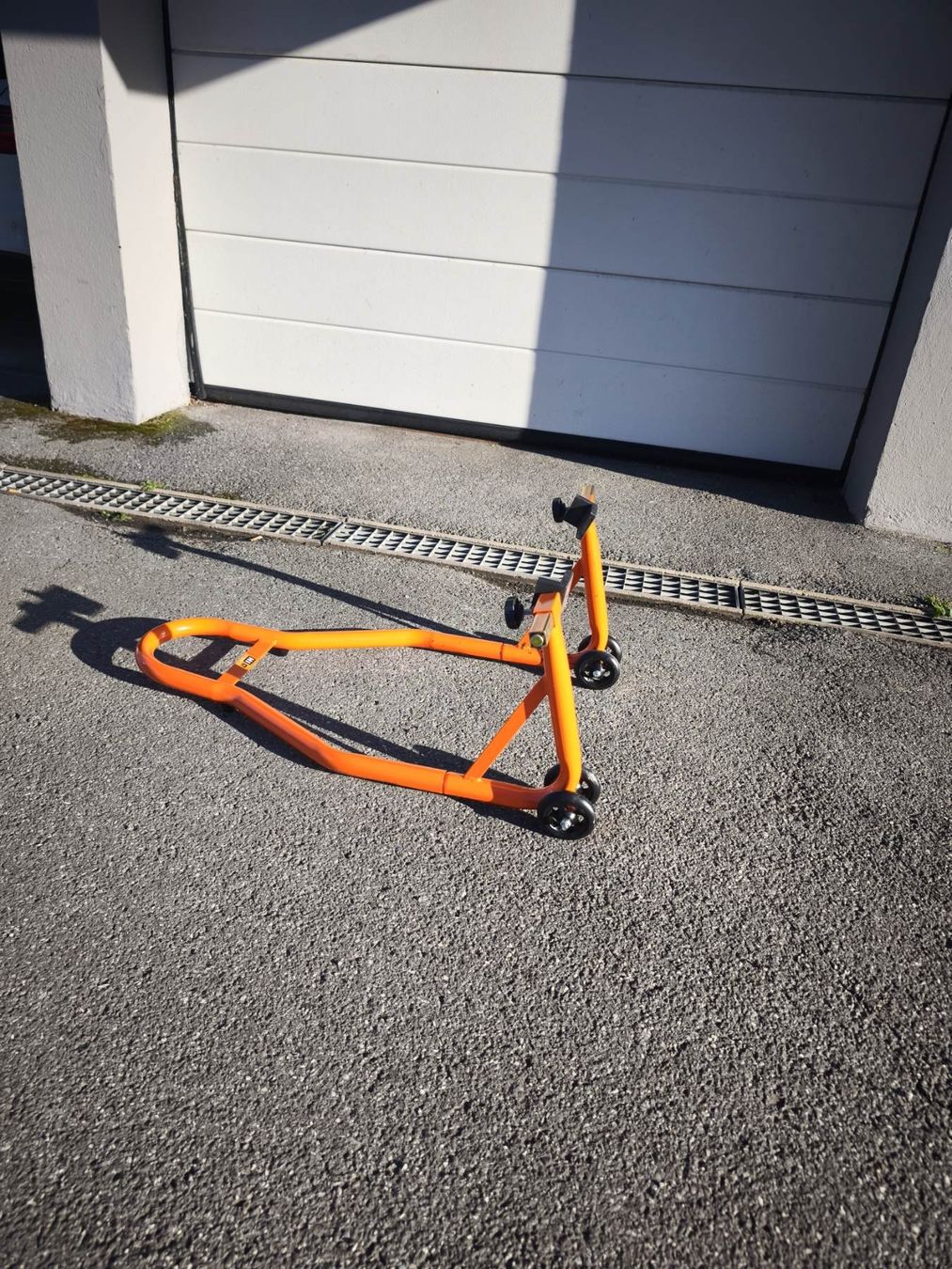 Stander: Motorrad Montageständer  – Usato da St. Margrethen SG venduto da spa_ckf2 2