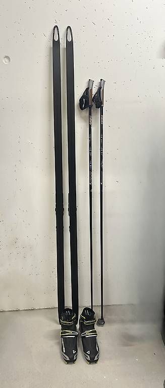 Fischer Sci: Fischer Langlaufset Skating – Usato da Dübendorf venduto da fadrinli 2