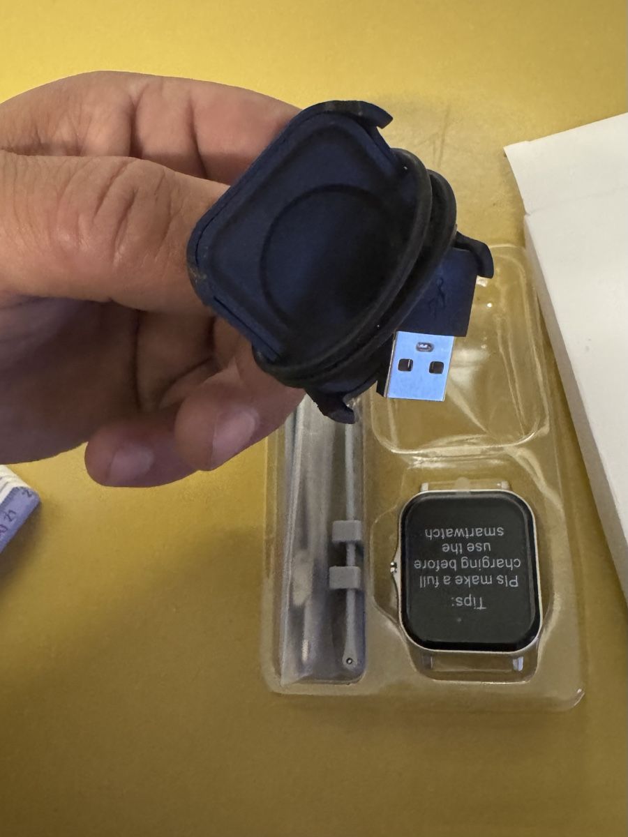Smartwatch: Smartwatch Armband neu – Nuovo (secondo la descrizione) da Schlieren venduto da Freundlich02 3