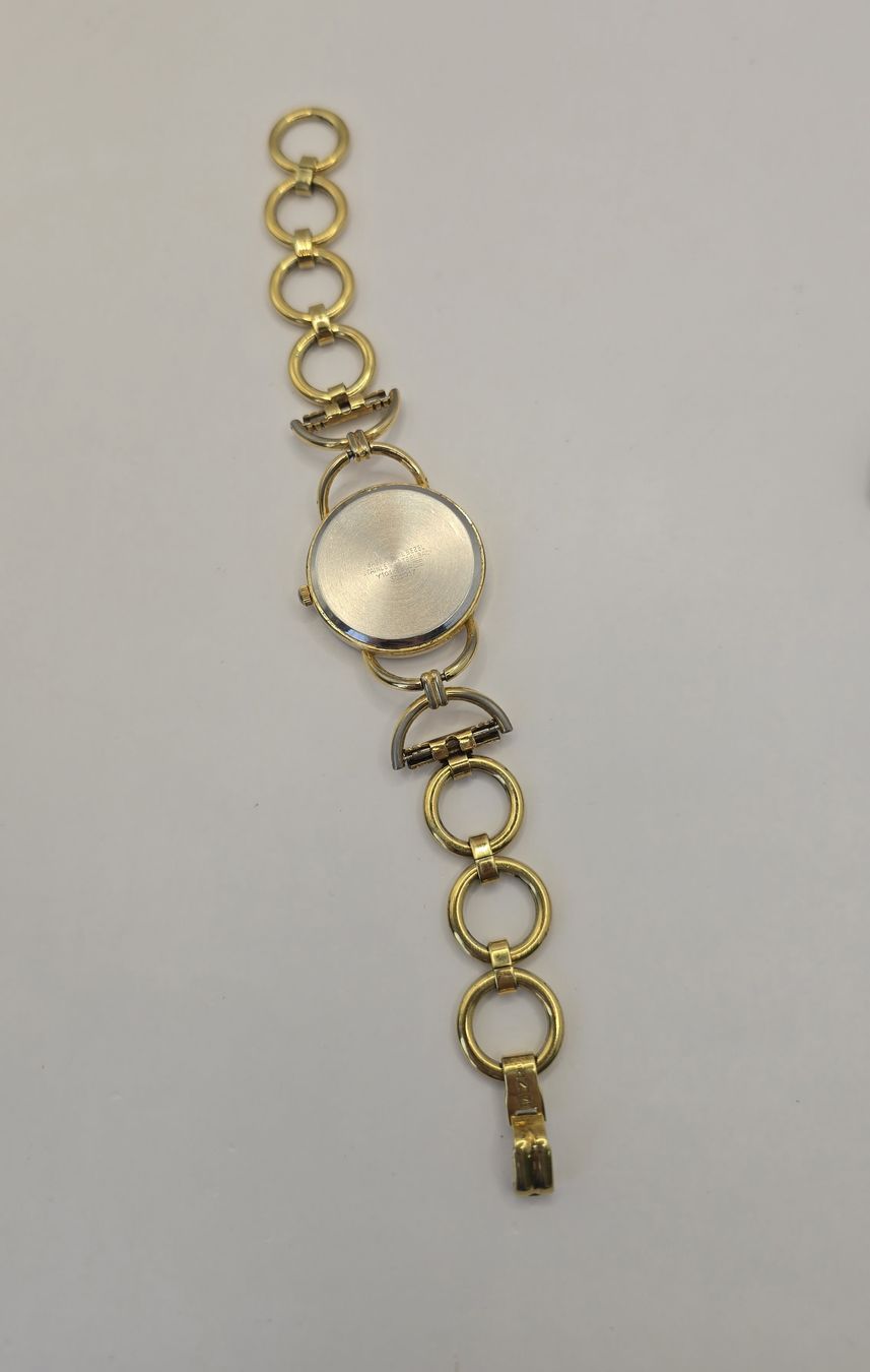 Gucci Uhren: Gucci Classic Ladies 30,2mm – Gebraucht aus Minusio von AGSuhren 5