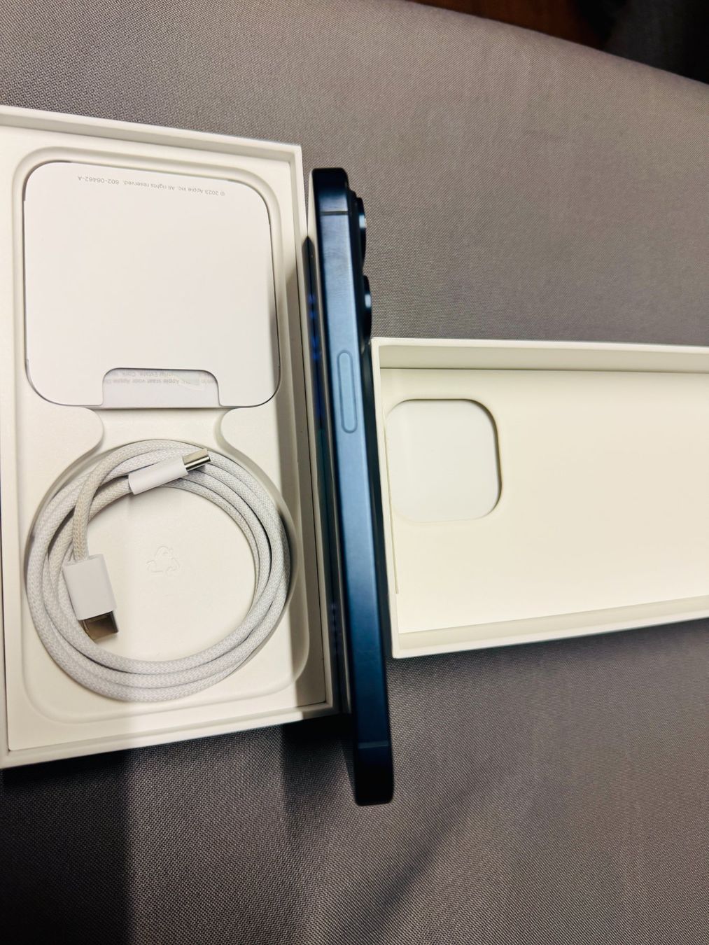 Apple Portables: iPhone 15 Pro,Blue Titanium,128 GB – D'occasion à Muttenz par Pireya 7