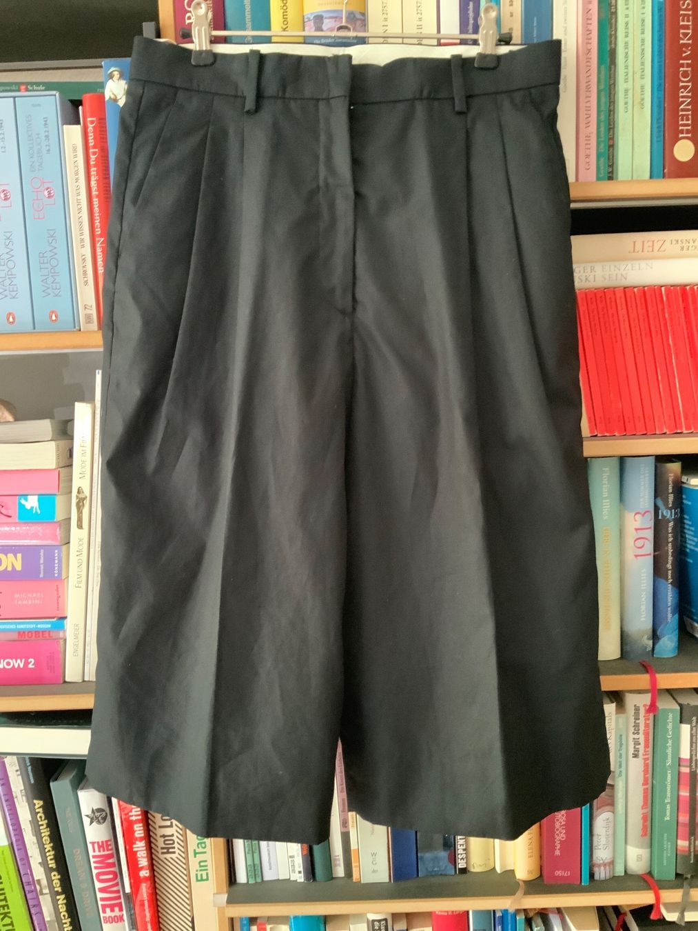 Pantaloni: Bermuda/Hosenrock No 21 – Usato da Basel venduto da dreiklang01