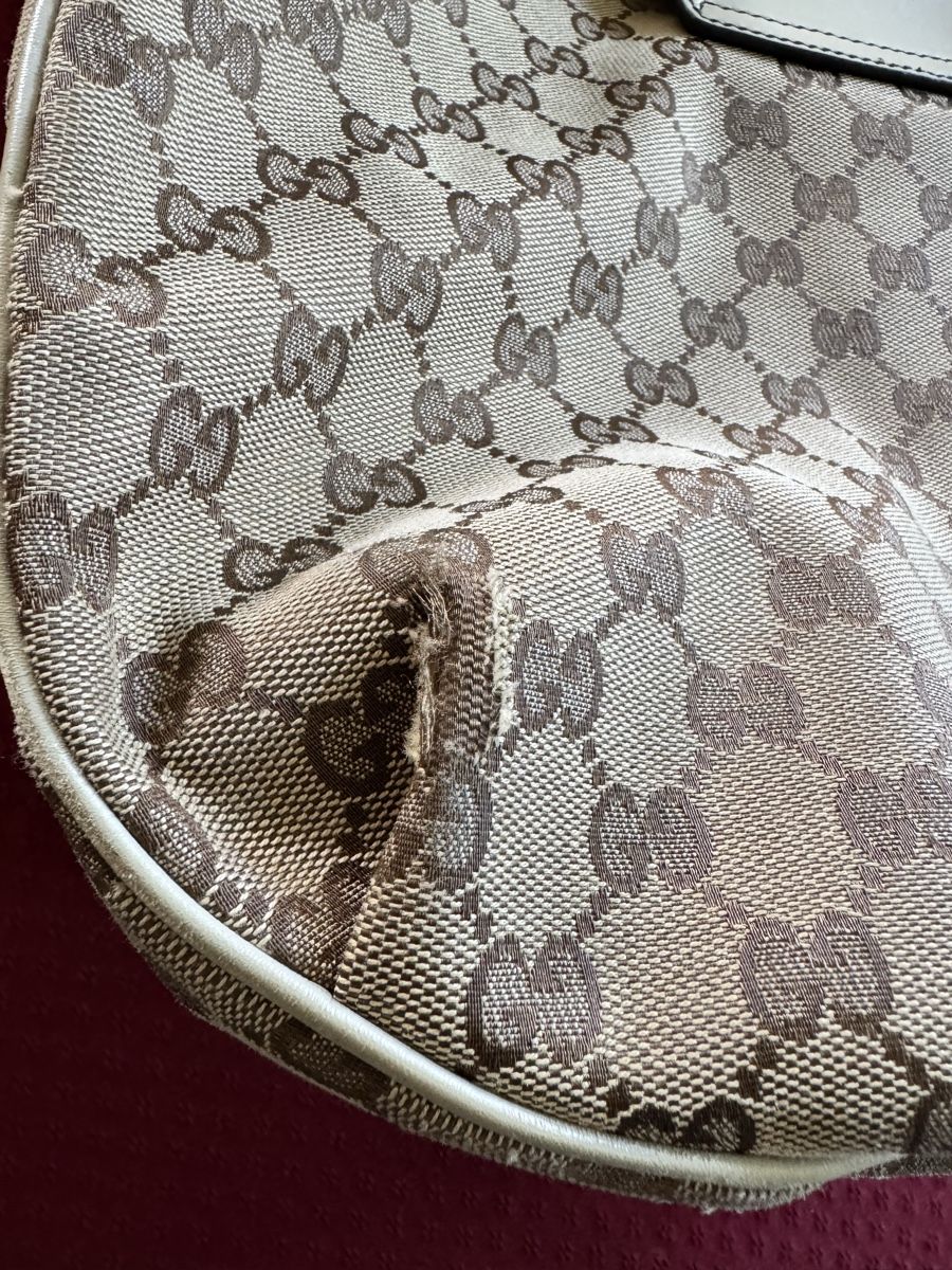 Gucci Borse da donna: Sac Gucci authentique GG Canvas beige – Difettoso da Forel (Lavaux) venduto da Mivrec.1823 2