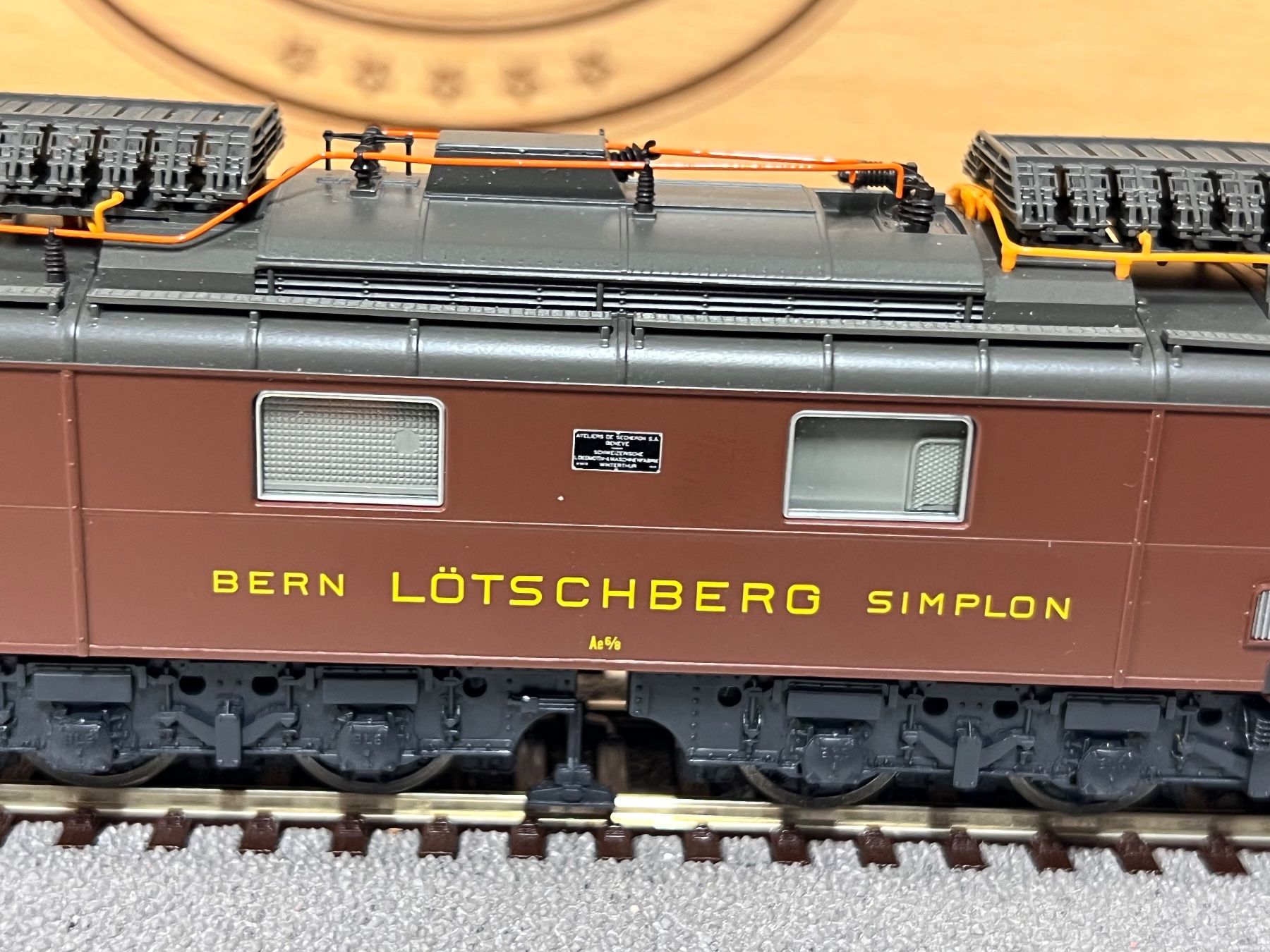 Roco Modellini di ferrovie: Roco Museums Edition Ae 6/8 BERN LÖTSCHBERG SIMPLON Digital – Usato da Neuenhof venduto da ludovicco 1