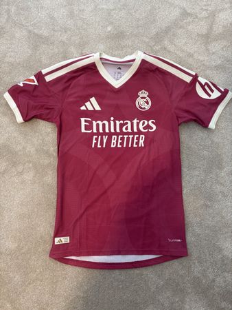 Authentic Real Madrid Trikot Vini Jr. Nr. 7 Grösse XS neu