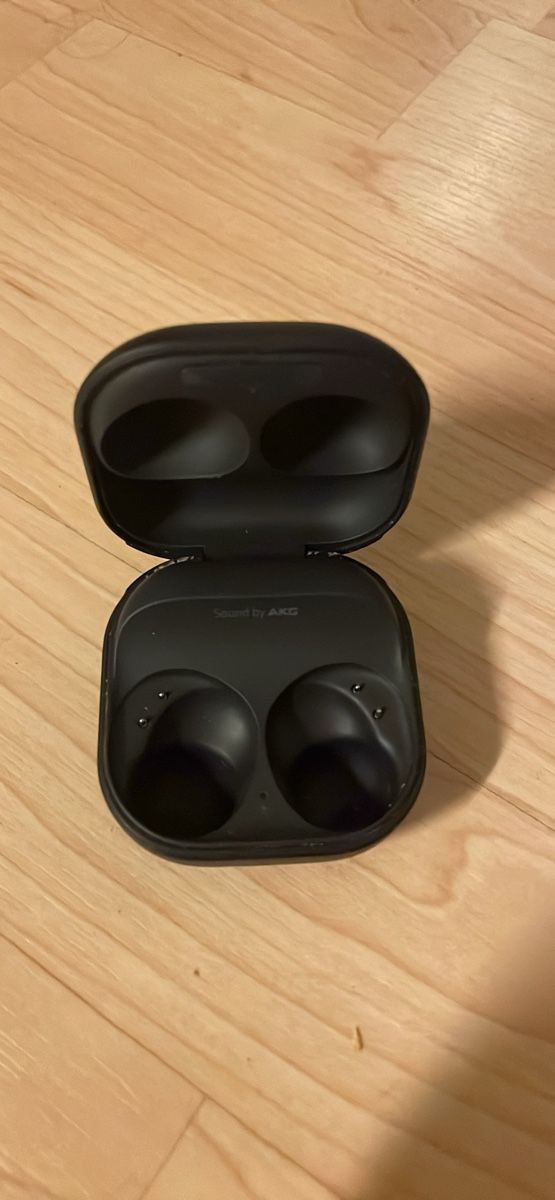Cuffie: Samsung Kopfhörerhülle – Usato da Moosseedorf venduto da mah_8z5k 1