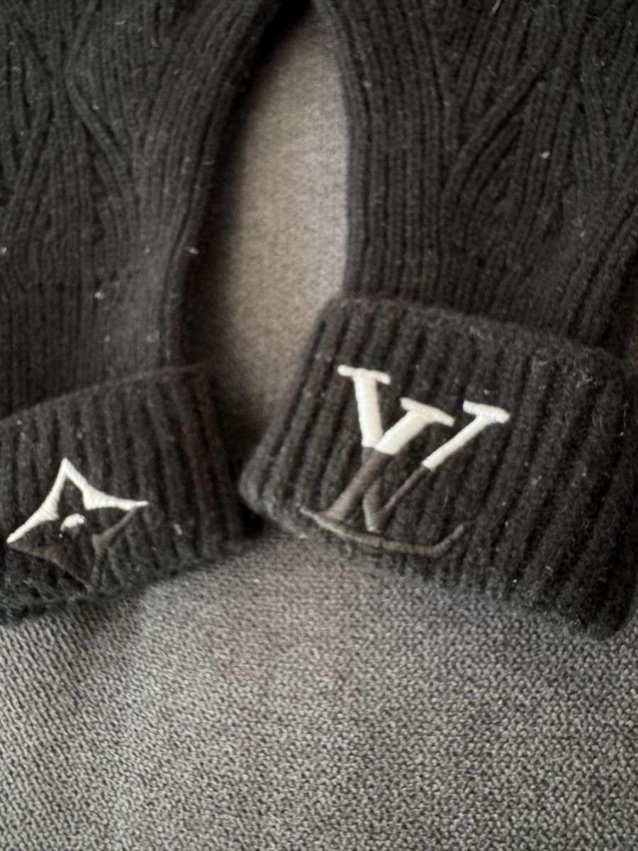 Louis Vuitton Gants & mitaines : Gants Louis Vuitton en Cachemire  – D'occasion à Genève par pre_9tyc 1