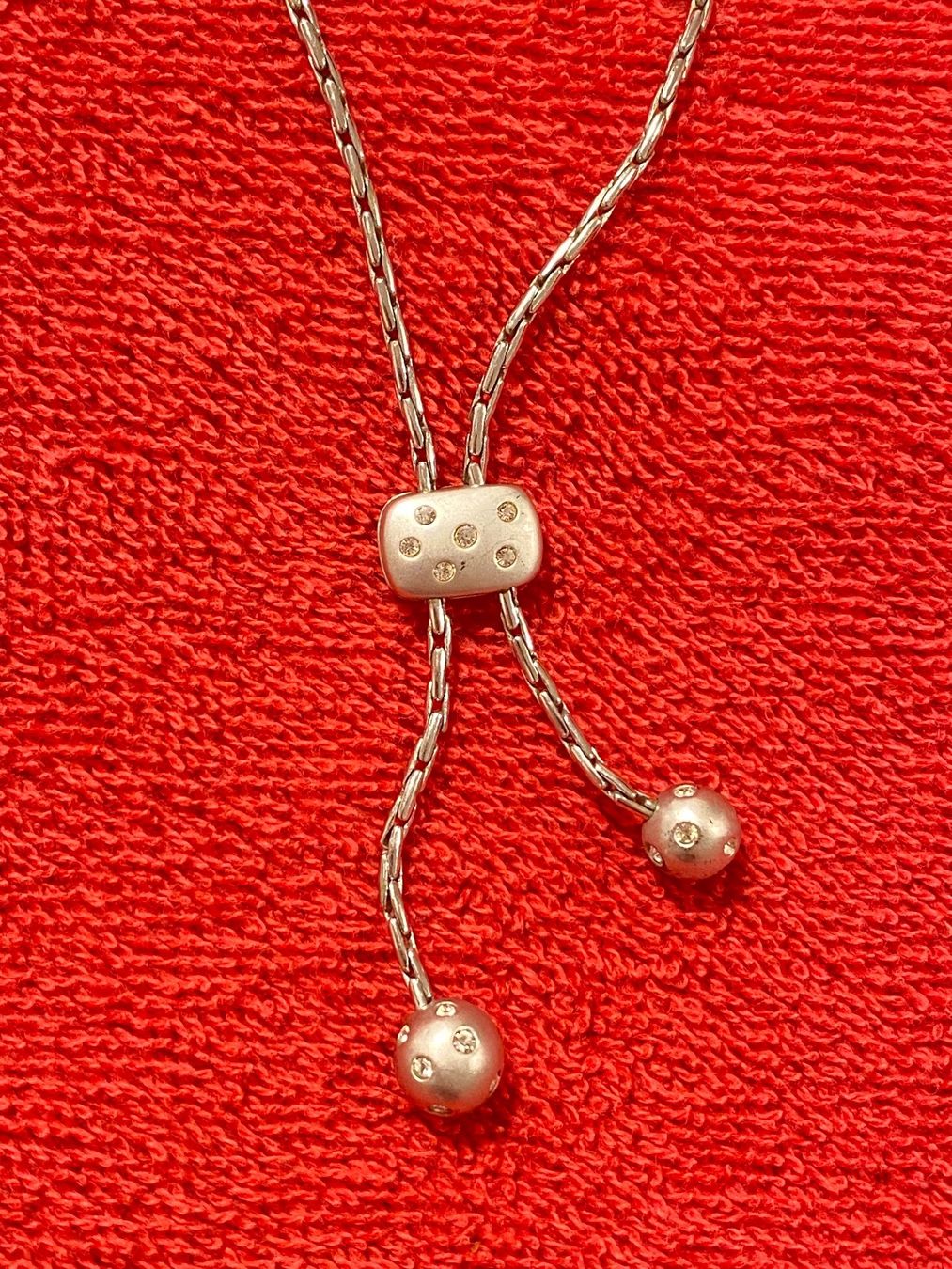 Swarovski Catenine: Swarovski Halskette mit Steinchen – Usato da Pfungen venduto da Sheki56