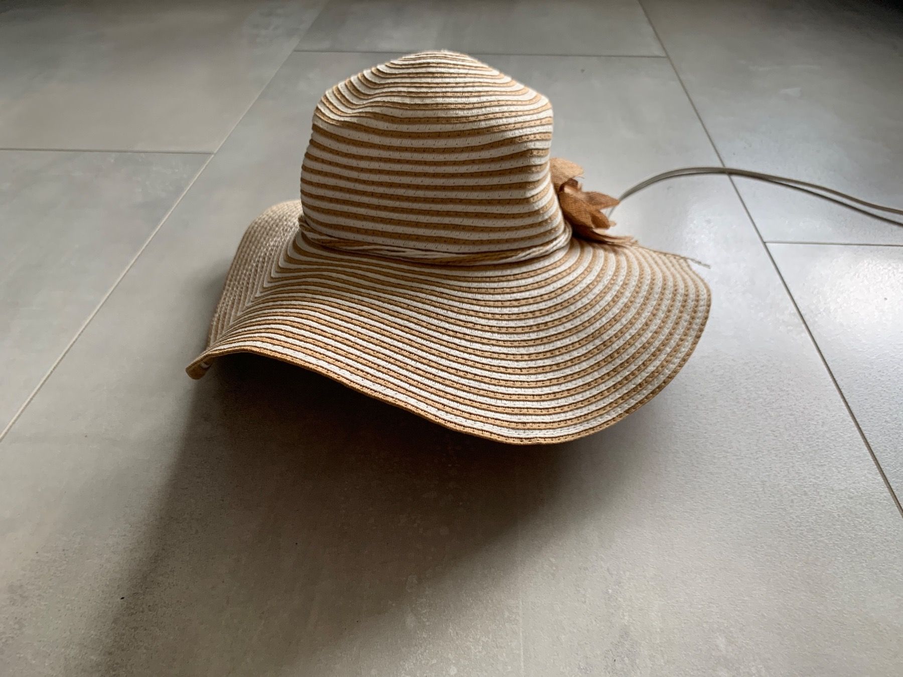 Copricapi, berretti & cappellini: Sommerhut – Usato da Zuzwil SG venduto da Ibohaus