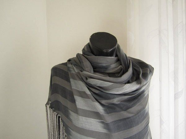 Foulard & Sciarpe: Echarpe/foulard chic – Usato da Lausanne venduto da Kmm03 1