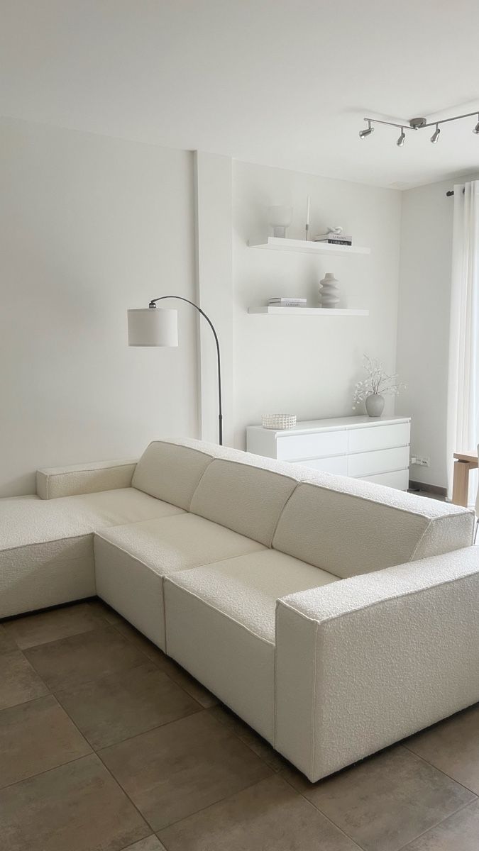 Sofas: Neuwertiges Ecksofa creme weiss, 284cm – Neuf (Voir description) à Biel/Bienne par Monroe222 1
