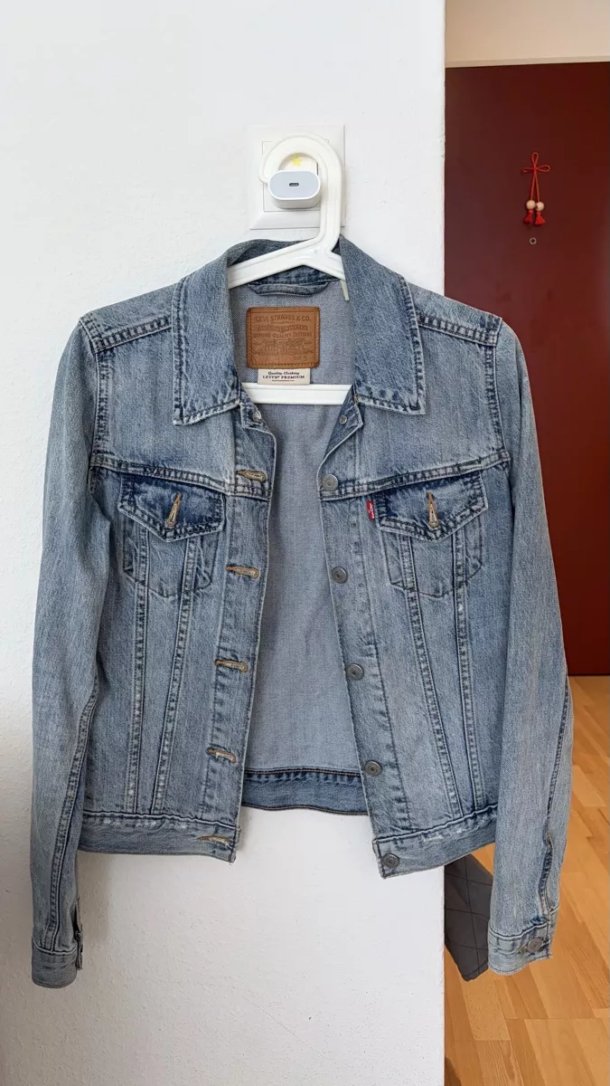 Levi's Jacken: Levis Jeansjacket – Gebraucht aus Zürich von jparts