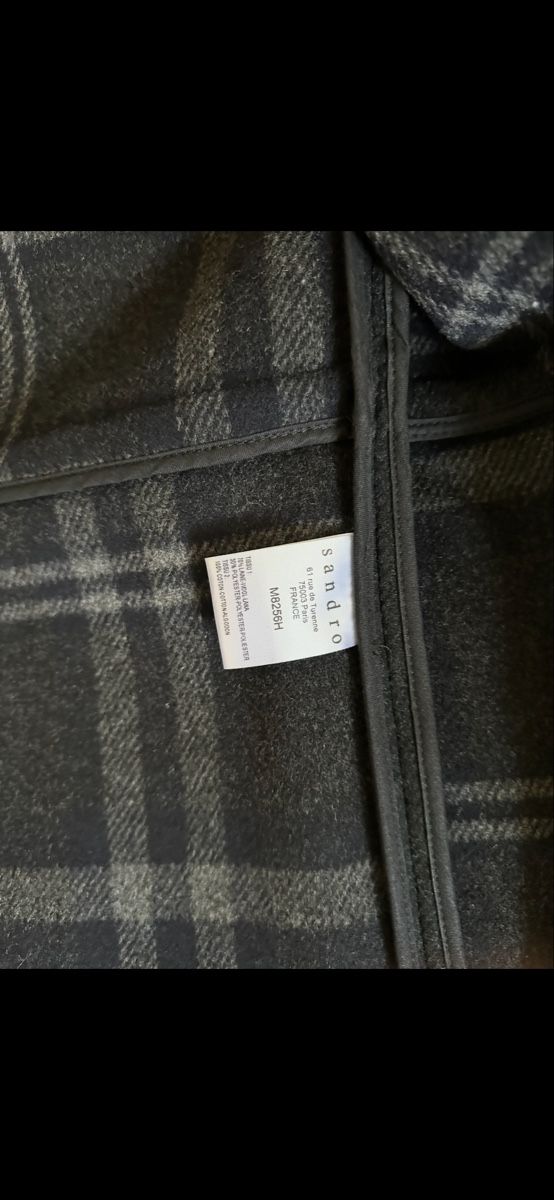 Sandro Giacche: Veste laine Sandro – Nuovo (secondo la descrizione) da Pully venduto da tarra26 2