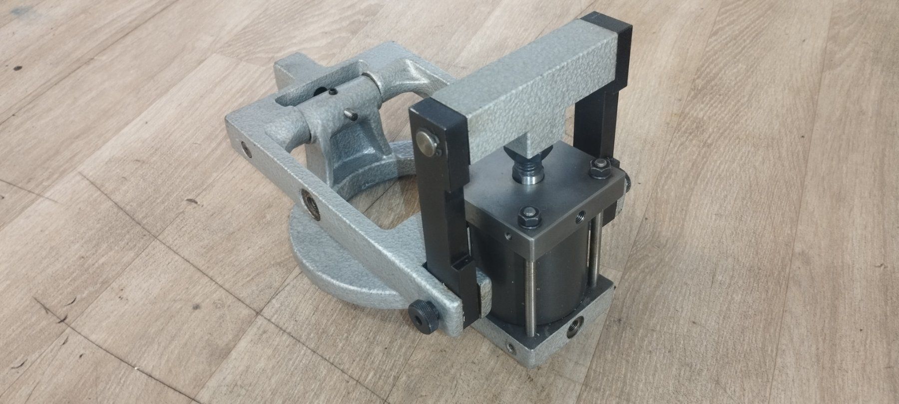 Schaublin Altro per industria metallurgica: Serrage rapide Schaublin 102 – Usato da Le Lieu venduto da Watch_Mike_Ing 5