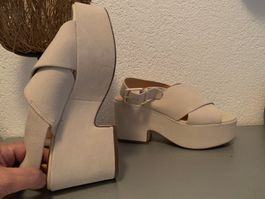 Sommer Sandalen mit Absatz, hellbeige, Grösse 36
