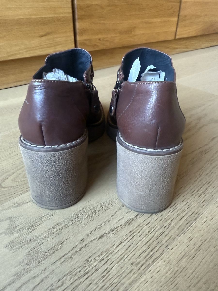 Geox Scarpe da donna: Geox Stiefeletten, Gr. 39 – Nuovo (secondo la descrizione) da St. Gallen venduto da gat_kp29 2
